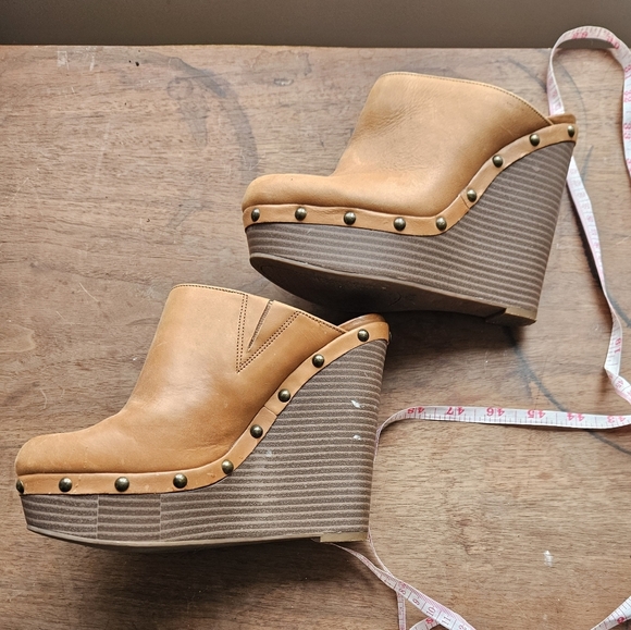 Jessica Simpson wedge size 6 - Picture 3 of 7